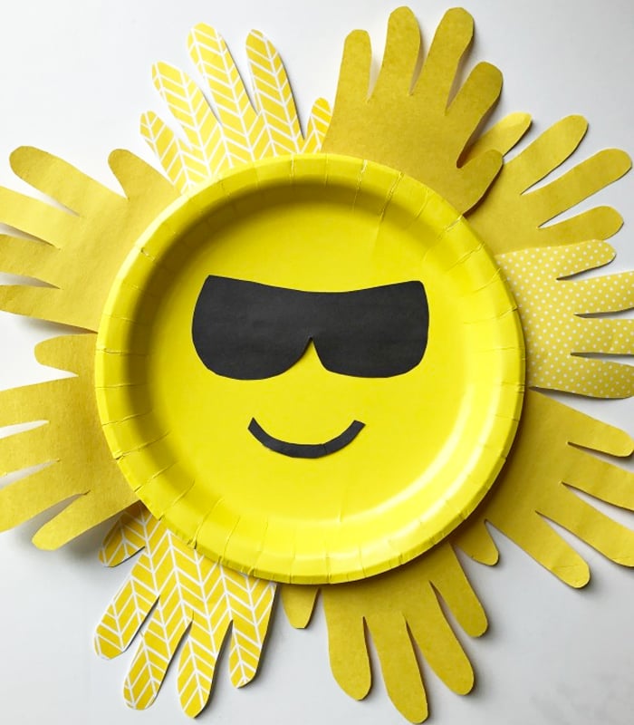 Construction-paper-crafts-familyfocusblog-Handprint-Sun-Paper-Plate-Craft-For-Kids
