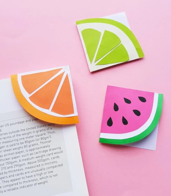 Construction-paper-crafts-frugalmomeh-Fruit-Slice-Corner-Bookmarks