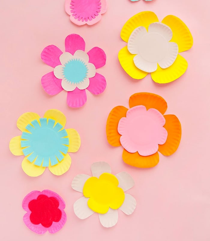 Construction-paper-crafts-handmadecharlotte-HOW-TO-MAKE-PAPER-PLATE-FLOWERS