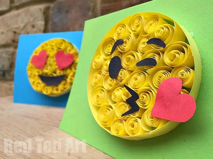 Construction-paper-crafts-redtedart-Easy-Paper-Quilling-Emoji-Cards