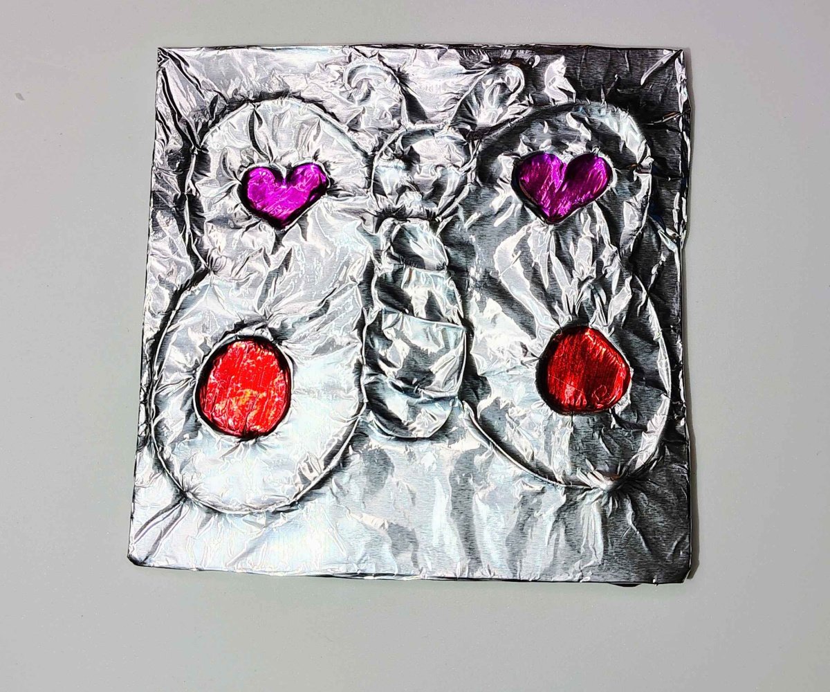 Foil Art- Step 5-Color your foil with markers - Kids Activities blog